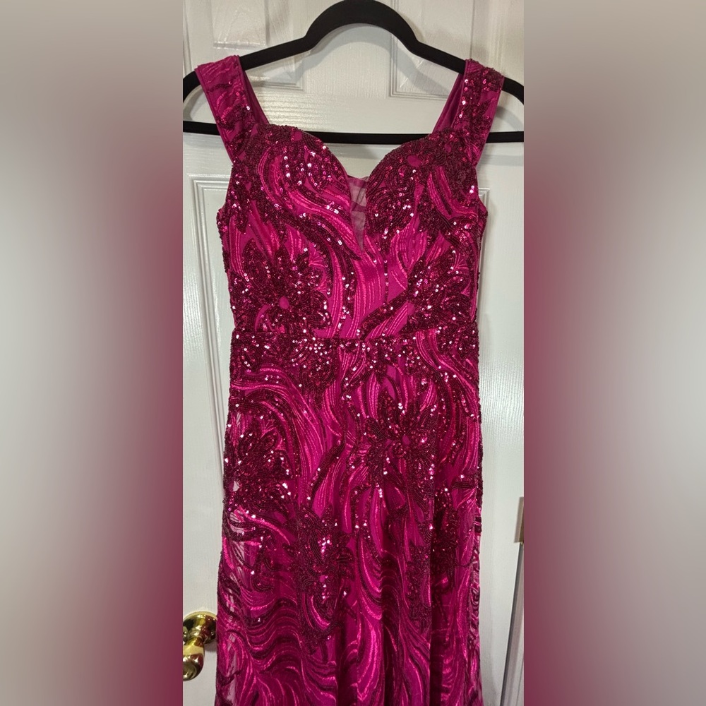 NEW NWOT FAERIESTY SZ S MAGENTA PINK Sequin Gown With Sweetheart Neckline